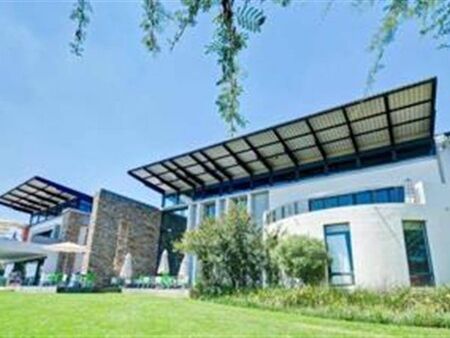 3 Bedroom Simplex in Jackal Creek Golf Estate