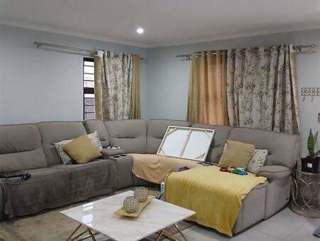 4 Bedroom House in Sky City