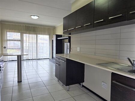 2 Bedroom Townhouse in Oakdene