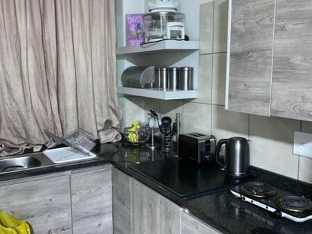 1 Bedroom Apartment in Kew
