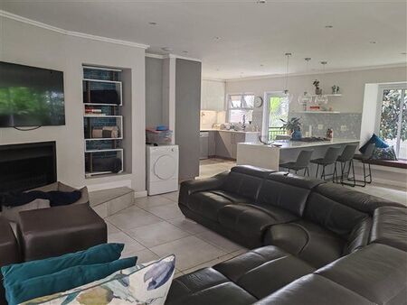 2 Bedroom House in Bedfordview