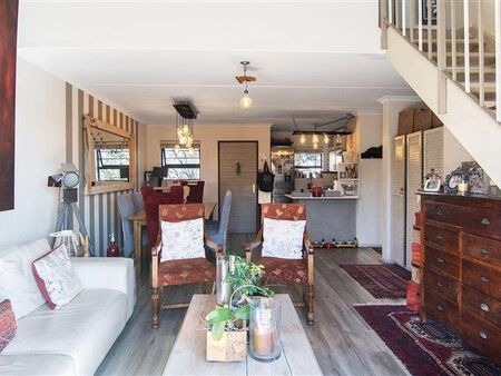 4 Bedroom Apartment in Paulshof
