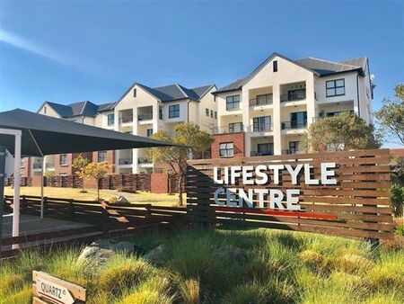 3 Bedroom Flat in Greenstone Hill