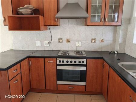 2 Bedroom Townhouse in Ravenswood