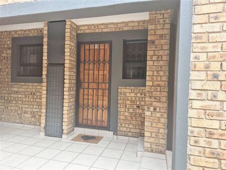 2 Bedroom Apartment in Rynfield Ah