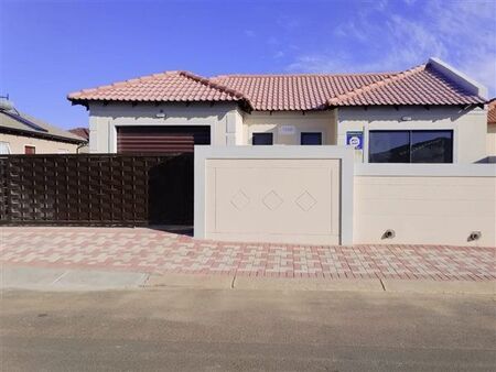 1 Bedroom House in Crystal Park