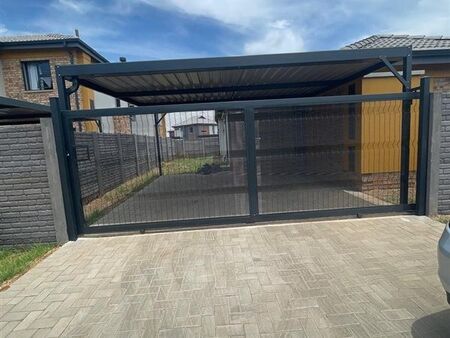 3 Bedroom House in Albertsdal