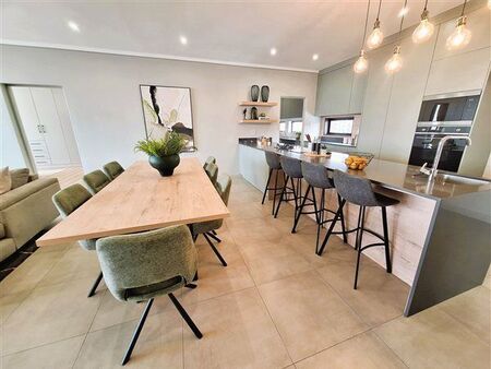 2 Bedroom Apartment in Midstream Estate