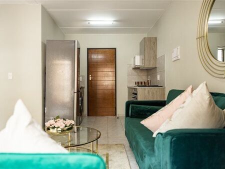 2 Bedroom Apartment in New Redruth