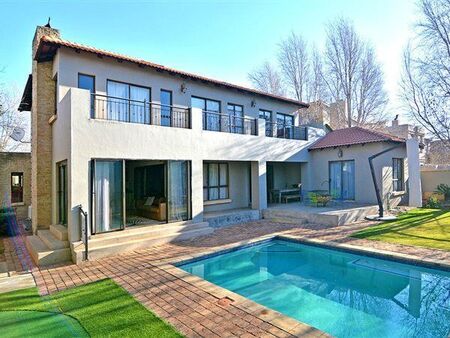 5 Bedroom House in Midstream Estate