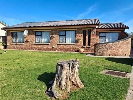 3 Bedroom House in Azalea Park