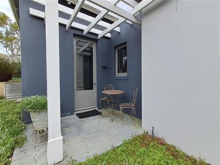 1 Bedroom Apartment in Fernkloof Estate