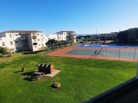 3 Bedroom Flat in Hermanus Beach Club