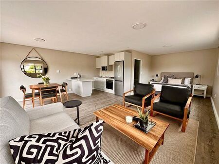 1 Bedroom Apartment in Voelklip