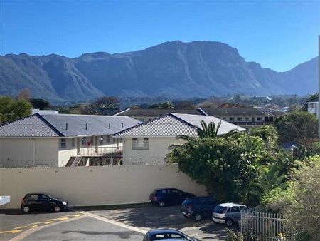 2 Bedroom Apartment in Plumstead
