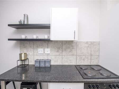 2 Bedroom Apartment in Glenhaven