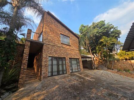 4 Bedroom House in Sonheuwel