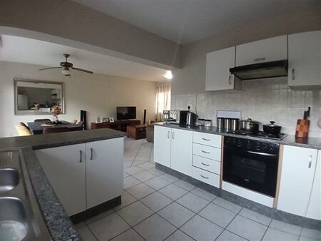 3 Bedroom Simplex in Arboretum