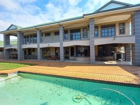 5 Bedroom House in Somerset Park