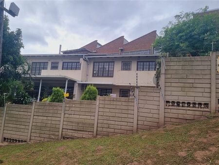 2 Bedroom Apartment in Escombe