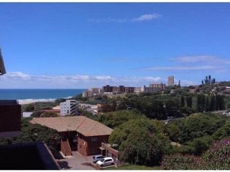 2 Bedroom Apartment in Amanzimtoti