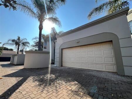3 Bedroom House in Silver Lakes Golf Estate