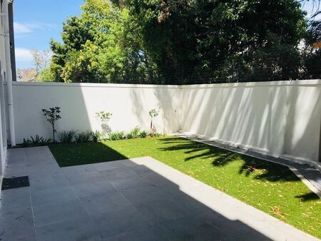 2 Bedroom apartment to rent in Kenilworth, Cape Town