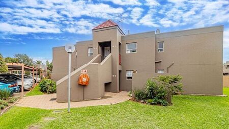 2 Bedroom apartment to rent in Allen's Nek, Roodepoort