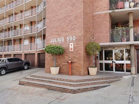 3 Bedroom Apartment in Wonderboom South