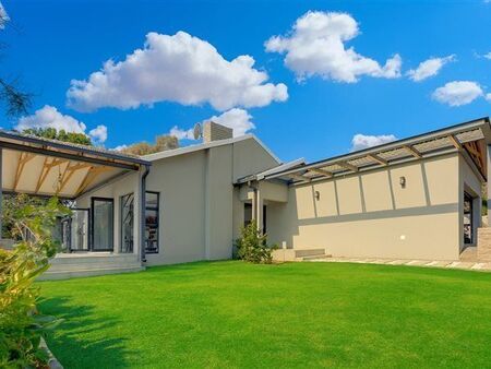 5 Bedroom House in Wendywood