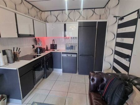 1 Bedroom Apartment in Linbro Park
