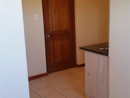 Bachelor apartment in Morningside