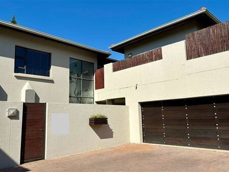 3 Bedroom House in Hyde Park