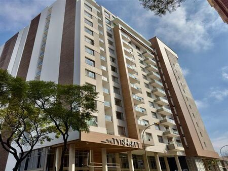 2 Bedroom Apartment in Rosebank
