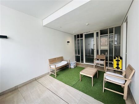 2 Bedroom Apartment in Rosebank