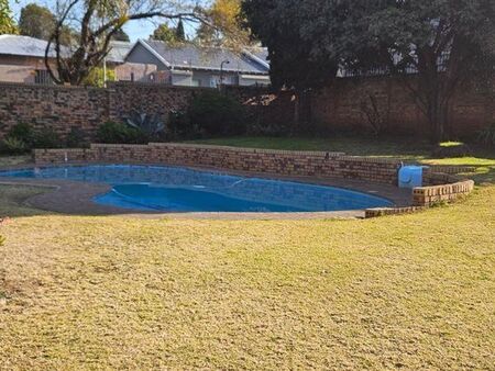 2 Bedroom Apartment in Northcliff