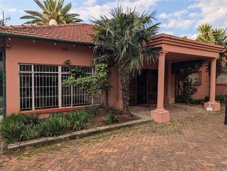 4 Bedroom House in Emmarentia