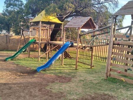 2 Bedroom Apartment in Meredale