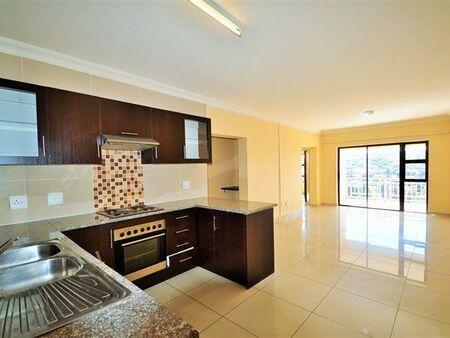 3 Bedroom Apartment in Winchester Hills