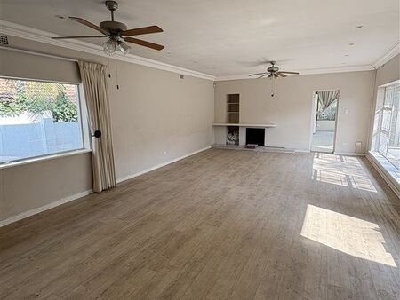 4 Bedroom House in Glenhazel