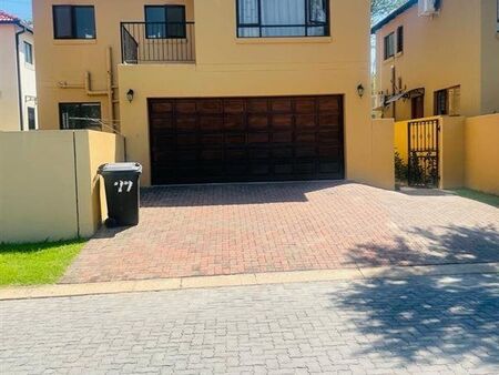 3 Bedroom House in Fourways