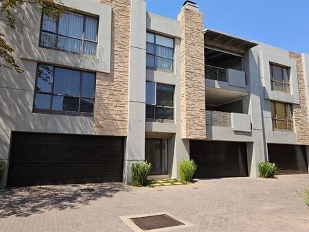 3 Bedroom Apartment in Bedford Park
