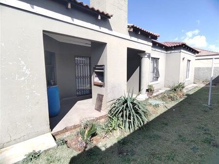 3 Bedroom House in Strubenvale
