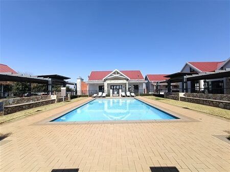 2 Bedroom Apartment in Glen Marais