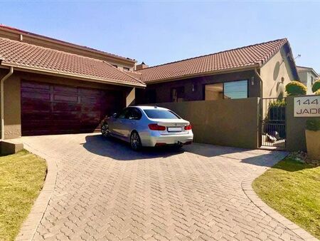 3 Bedroom House in Greenstone Hill