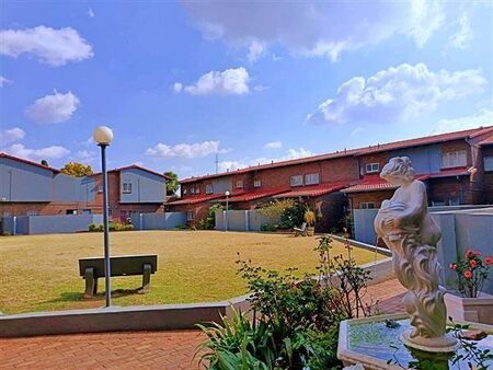 3 Bedroom Townhouse in Parkrand