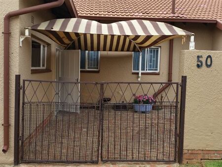 3 Bedroom Simplex in Parkrand