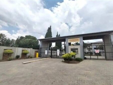 2 Bedroom Apartment in Jansen Park