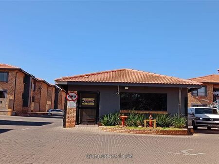 3 Bedroom Apartment in Rynfield