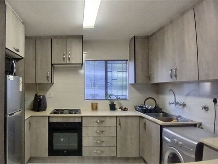 2 Bedroom Apartment in Verwoerdpark